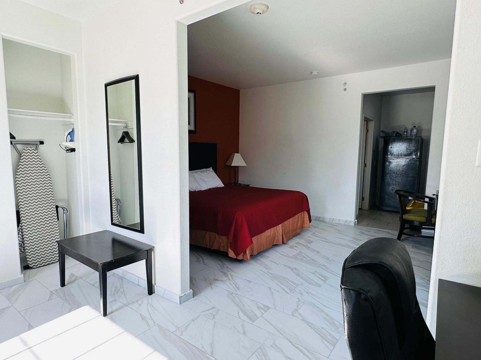 Lux Inn And Suites Three Rivers Dış mekan fotoğraf