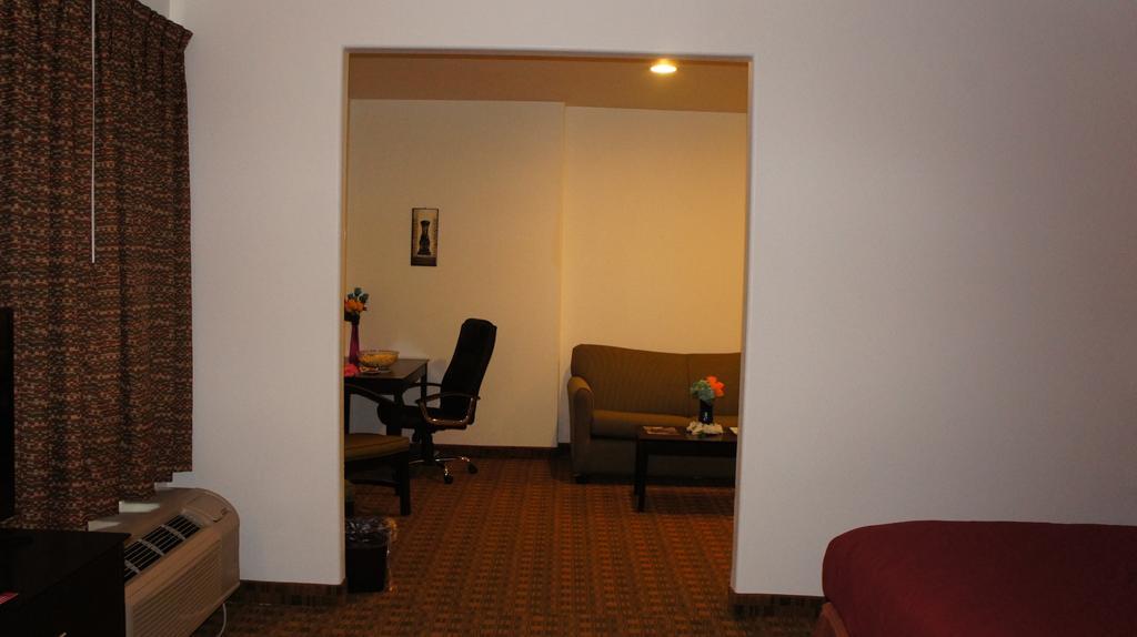 Lux Inn And Suites Three Rivers Dış mekan fotoğraf