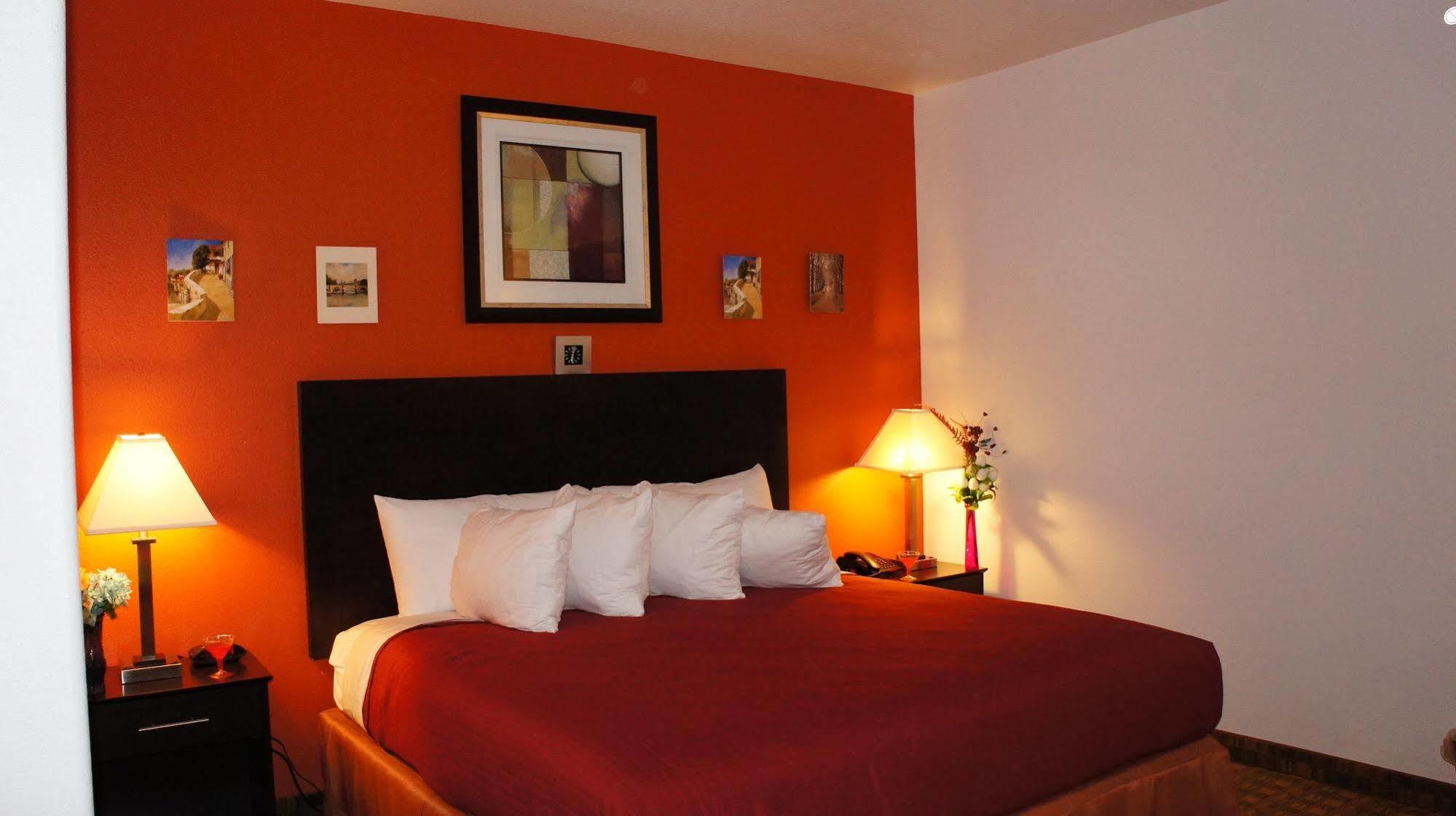 Lux Inn And Suites Three Rivers Dış mekan fotoğraf